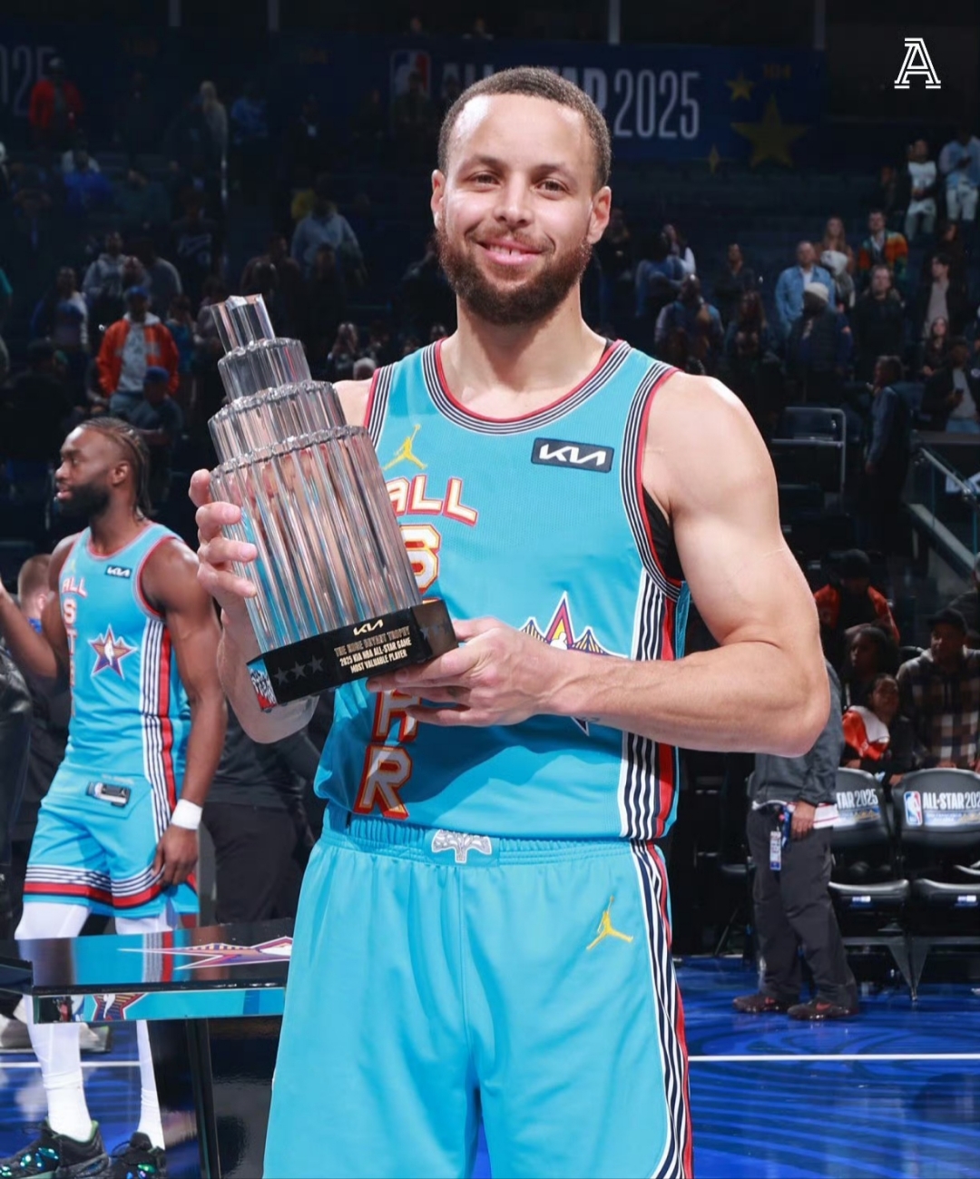球迷互动：你认为谁会拿下MVP？的简单介绍
