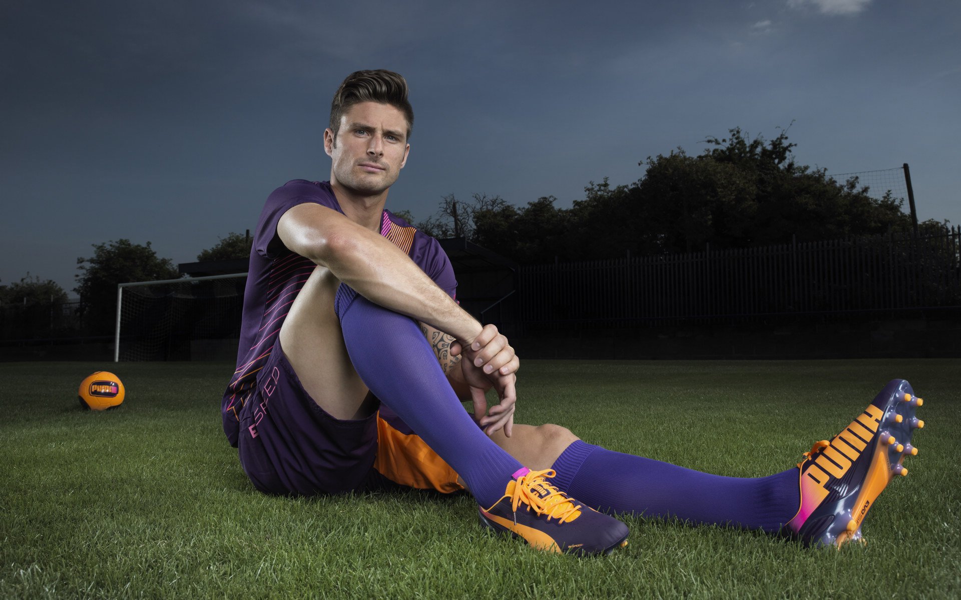 大型森林徒步穿越,探索未知的自然奇境,森林徒步的美言美句